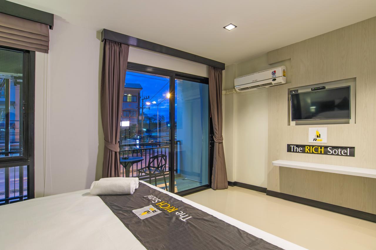 The Rich Sotel Krabi Exterior foto